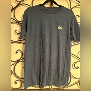 Men’s QuikSilver Tee Size Medium